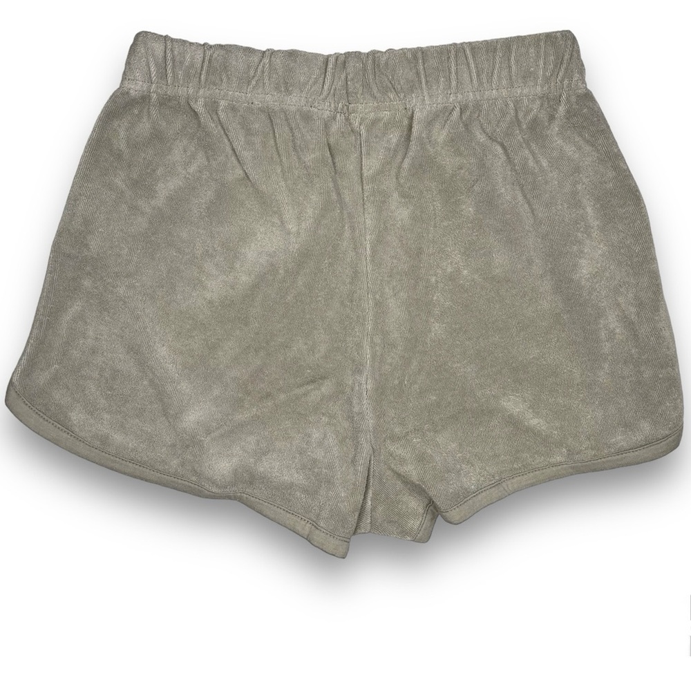 Essentials Fear Of God Women’s Shorts Seal Grey NWT - Picture 3 of 5